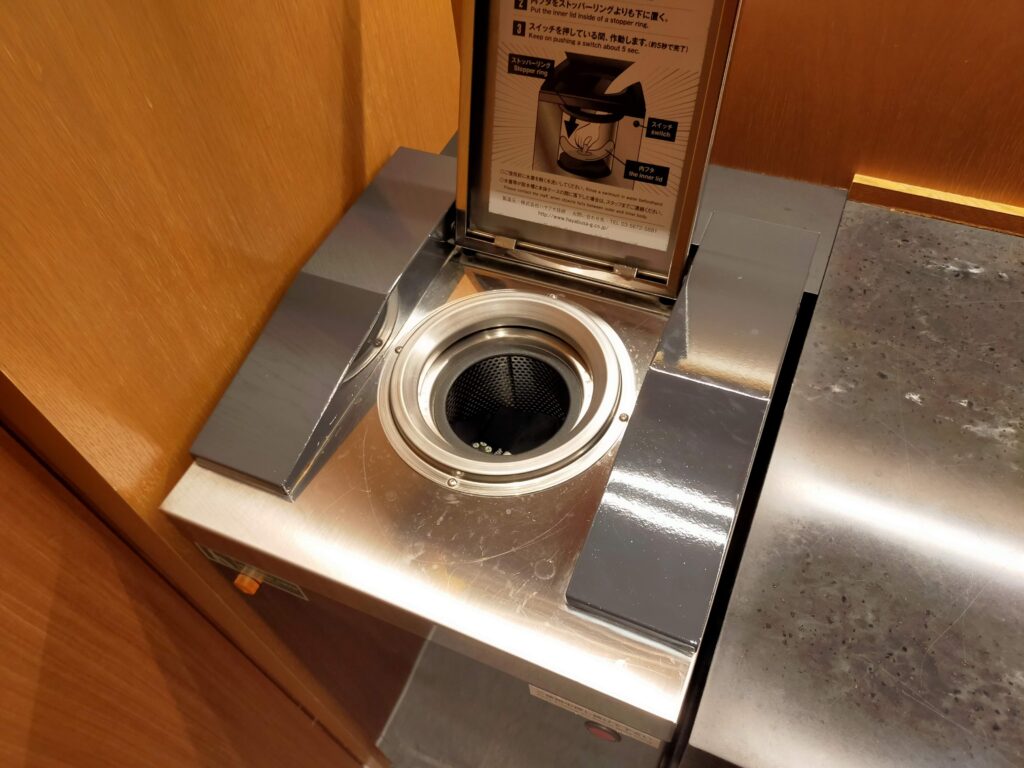 JWマリオット・ホテル奈良プール更衣室脱水機